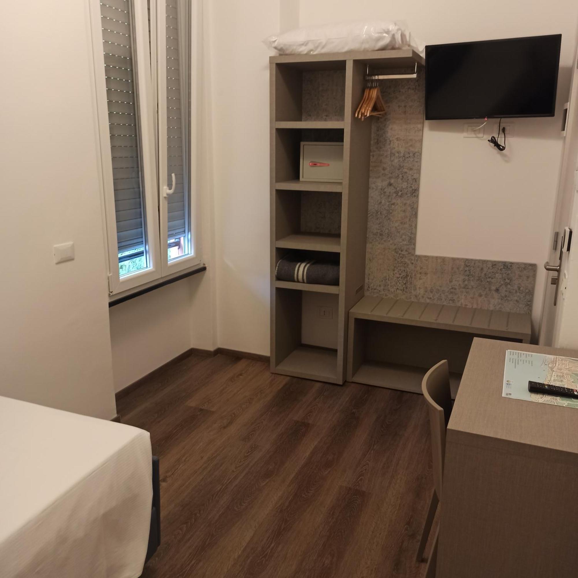 Real Park Hotel Cavi di Lavagna Ruang foto